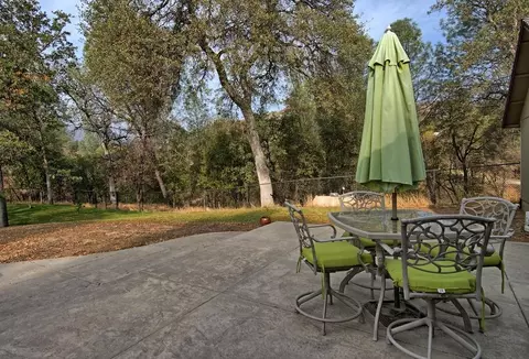 7826 Castle View Ln, Redding, CA 96001 photo 40