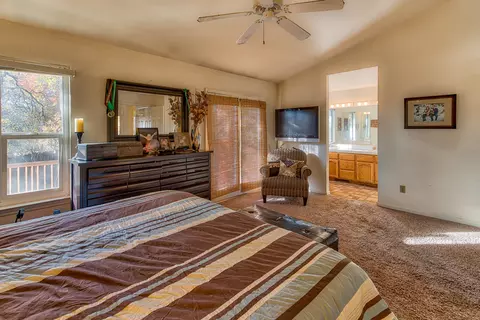 2724 Summerbreeze Pl, Redding, CA 96001 photo 21