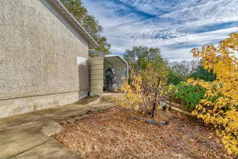 2724 Summerbreeze Pl, Redding, CA 96001 photo 32