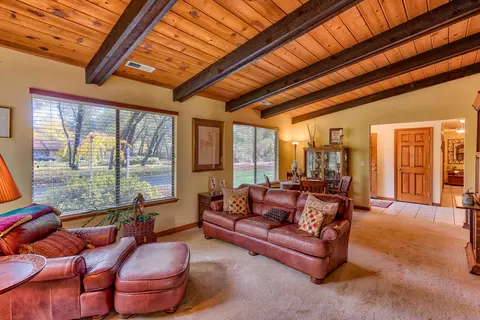 4350 Alta Campo Dr, Redding, CA 96002 photo 9
