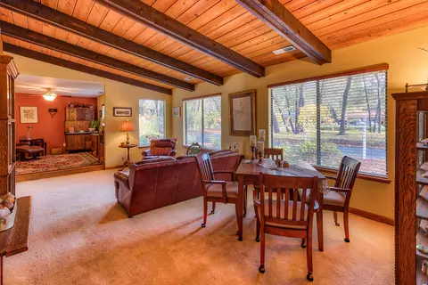 4350 Alta Campo Dr, Redding, CA 96002 photo 7