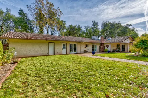 4350 Alta Campo Dr, Redding, CA 96002 photo 18