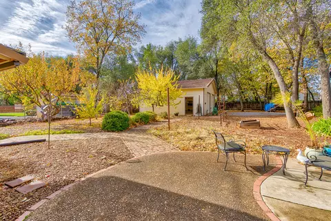 4350 Alta Campo Dr, Redding, CA 96002 photo 19