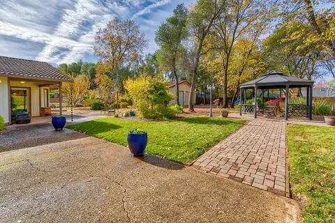 4350 Alta Campo Dr, Redding, CA 96002 photo 22