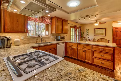 4350 Alta Campo Dr, Redding, CA 96002 photo 10
