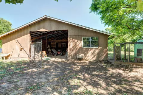 22050 Reading Dr, Anderson, CA 96007 photo 39