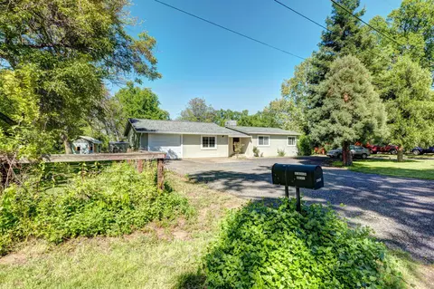 22050 Reading Dr, Anderson, CA 96007 photo 7