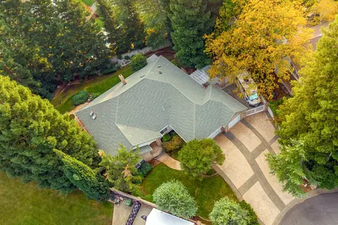 2443 Pinion Ct, Redding, CA 96002 photo 29