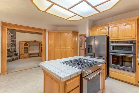 2443 Pinion Ct, Redding, CA 96002 photo 13
