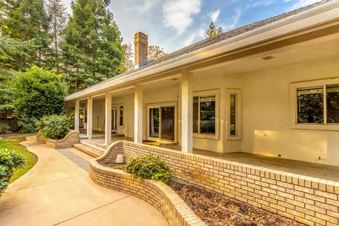 2443 Pinion Ct, Redding, CA 96002 photo 24