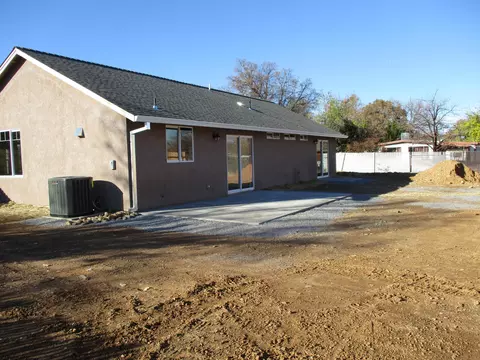 1045 Deodar Way, Redding, CA 96003 photo 27