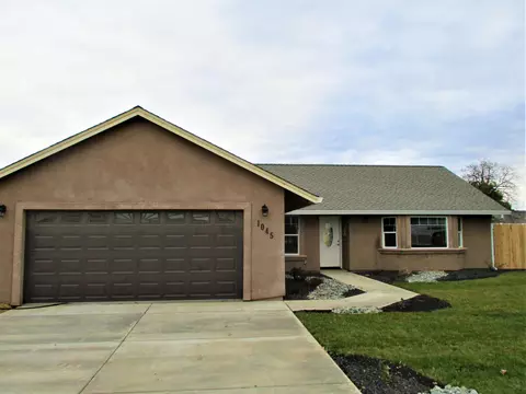 1045 Deodar Way, Redding, CA 96003 photo 6