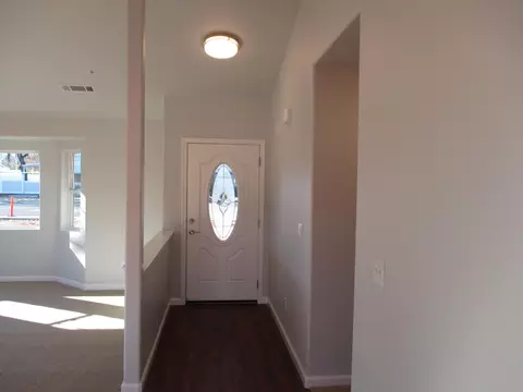 1045 Deodar Way, Redding, CA 96003 photo 7