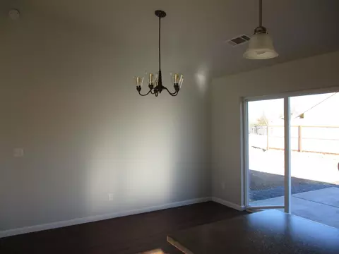 1045 Deodar Way, Redding, CA 96003 photo 11