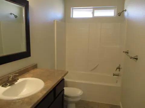 1045 Deodar Way, Redding, CA 96003 photo 14