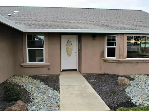 1045 Deodar Way, Redding, CA 96003 photo 5