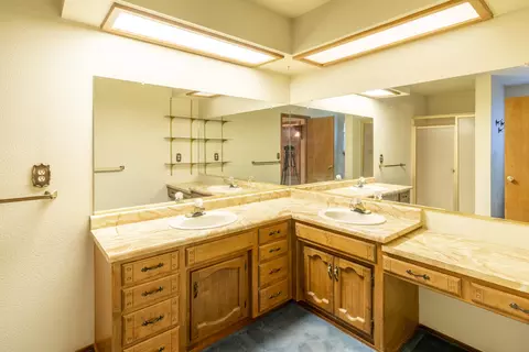 5550 Trish Ct, Redding, CA 96003 photo 34