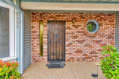 5550 Trish Ct, Redding, CA 96003 photo 3
