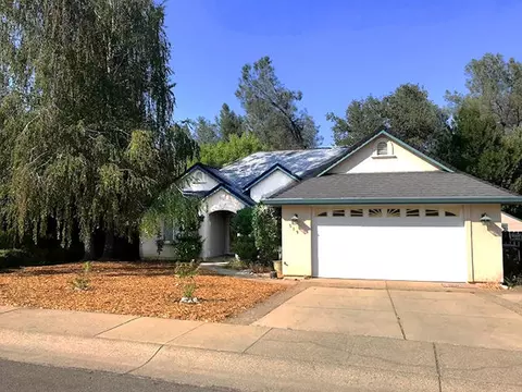 519 Reddington Dr, Redding, CA 96003 photo 2