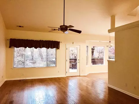 519 Reddington Dr, Redding, CA 96003 photo 4