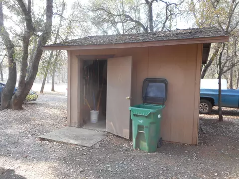 8847 Quail Valley Rd, Redding, CA 96002 photo 25