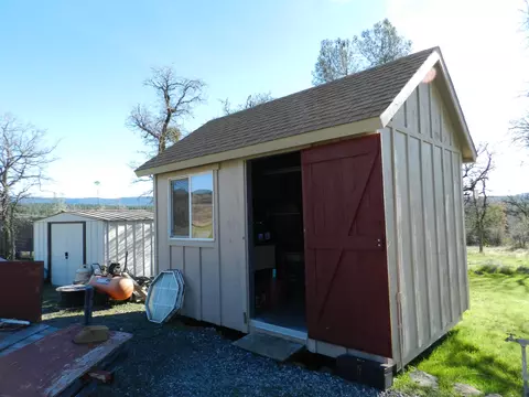 12489 Squirrel Ln, Whitmore, CA 96096 photo 14