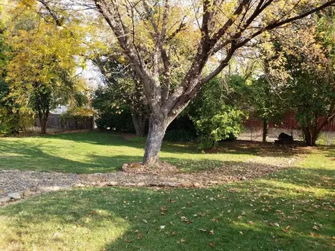 1755 Mesa St, Redding, CA 96001 photo 14