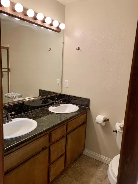 1755 Mesa St, Redding, CA 96001 photo 10