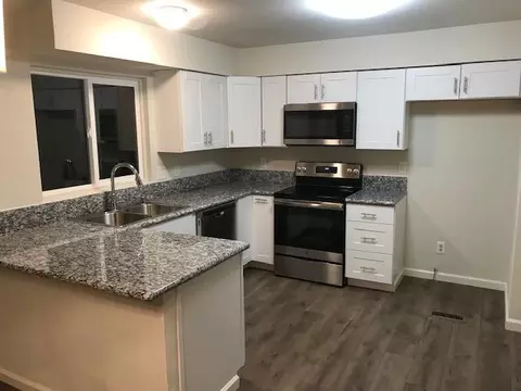 866 Redwood, Redding, CA 96003 photo 12