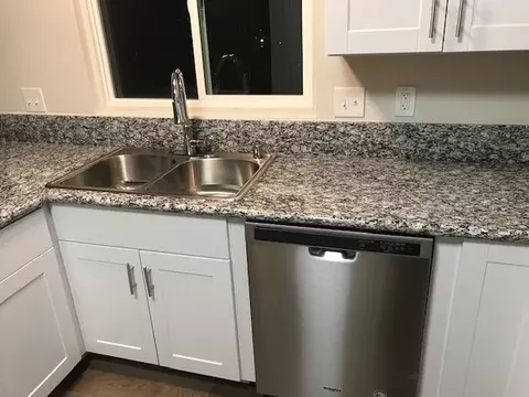 866 Redwood, Redding, CA 96003 photo 17