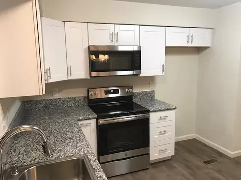 866 Redwood, Redding, CA 96003 photo 15