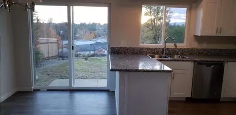 866 Redwood, Redding, CA 96003 photo 7