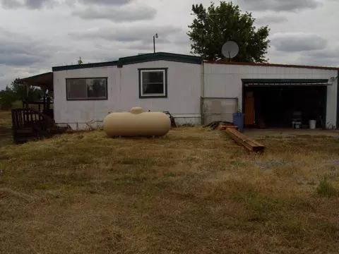 17072 Roy Ln, Anderson, CA 96007 photo 3