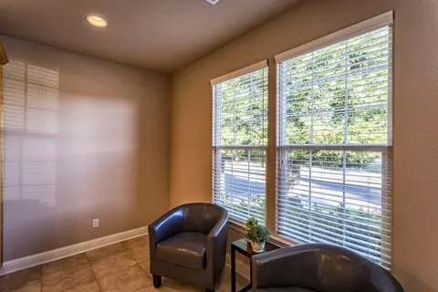 508 Casa Buena St, Redding, CA 96003 photo 10
