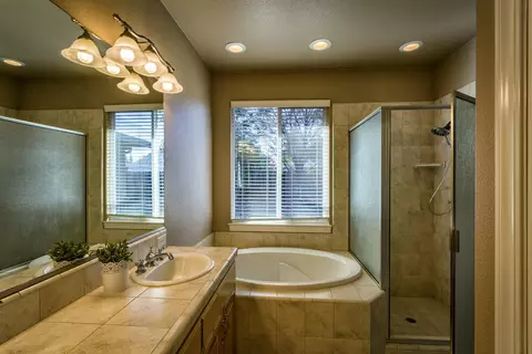 508 Casa Buena St, Redding, CA 96003 photo 19