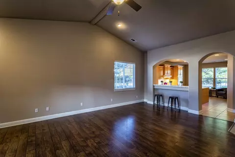 508 Casa Buena St, Redding, CA 96003 photo 12