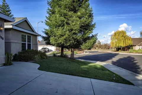 508 Casa Buena St, Redding, CA 96003 photo 31