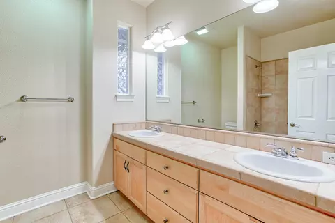 4599 Eel Ct, Redding, CA 96002 photo 12