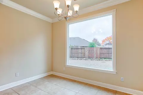 4599 Eel Ct, Redding, CA 96002 photo 8