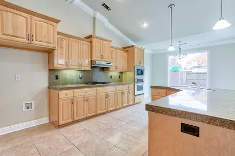 4599 Eel Ct, Redding, CA 96002 photo 5