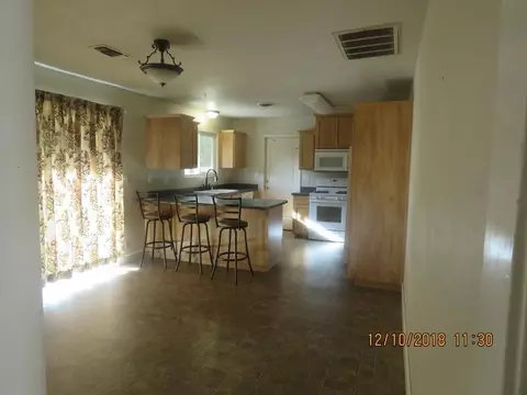 2143 Galaxy Way, Redding, CA 96002 photo 5