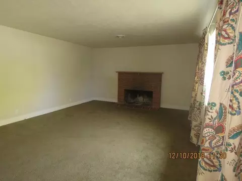 2143 Galaxy Way, Redding, CA 96002 photo 9