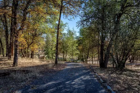 13264 Opal Way, Redding, CA 96003 photo 2