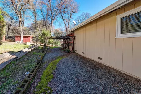1862 Canyon Rd, Redding, CA 96001 photo 27