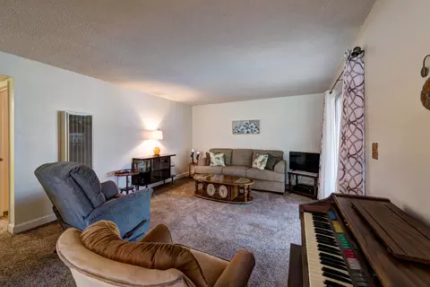 1862 Canyon Rd, Redding, CA 96001 photo 8