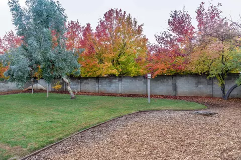 4554 Big Horn, Redding, CA 96002 photo 6