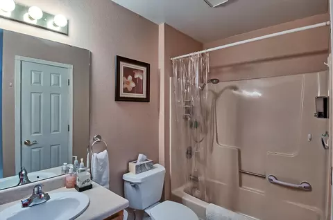 3650 Lake Forest Dr, Redding, CA 96003 photo 17