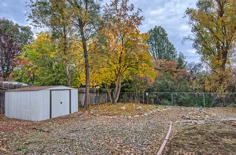 3650 Lake Forest Dr, Redding, CA 96003 photo 23