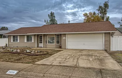 3650 Lake Forest Dr, Redding, CA 96003 photo 1