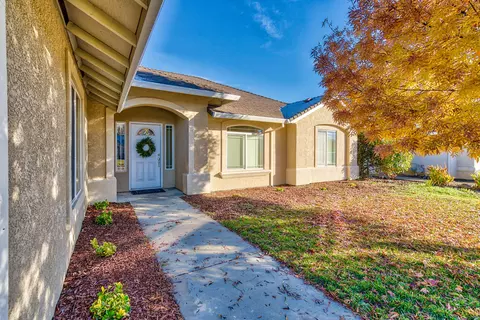 2662 Rhinestone Way, Redding, CA 96001 photo 4